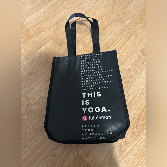 lululemon athletica Handbags - Lululemon Black Yoga Tote